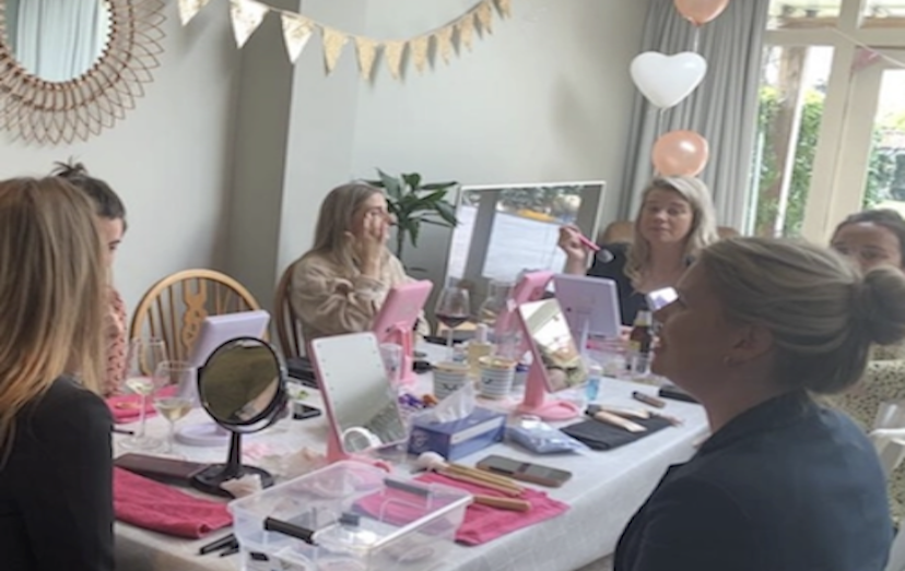 Beautyworkshops voor vrijgezellenfeestjes, vriendinnenuitjes en meer